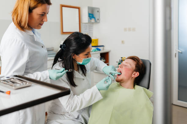 Best Tooth Infection Emergency Dentist  in Inverness Highlands North, FL